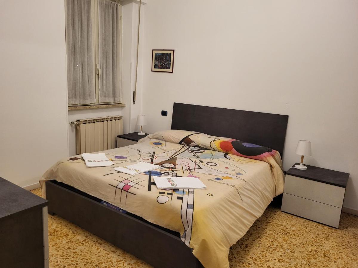 Soggiorna Con Claudia Leilighet Roma Eksteriør bilde